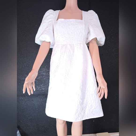 NWT Hausen White Puff Textured Sleeve Dress, Medium - Picture 5 of 12